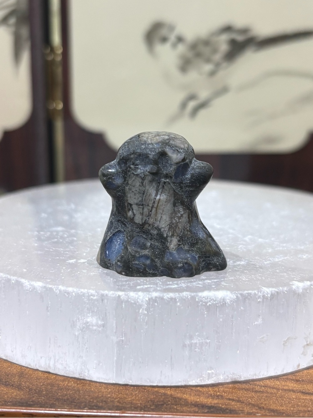 Que sera ghost carving